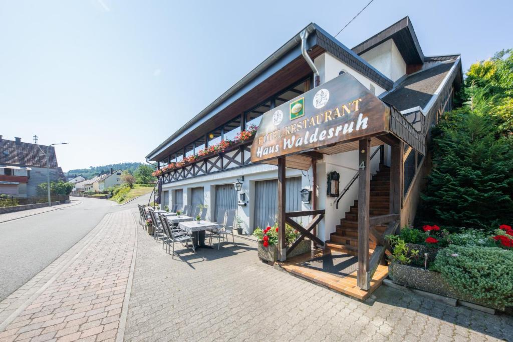 Hotel Restaurant Haus Waldesruh - Pirmasens