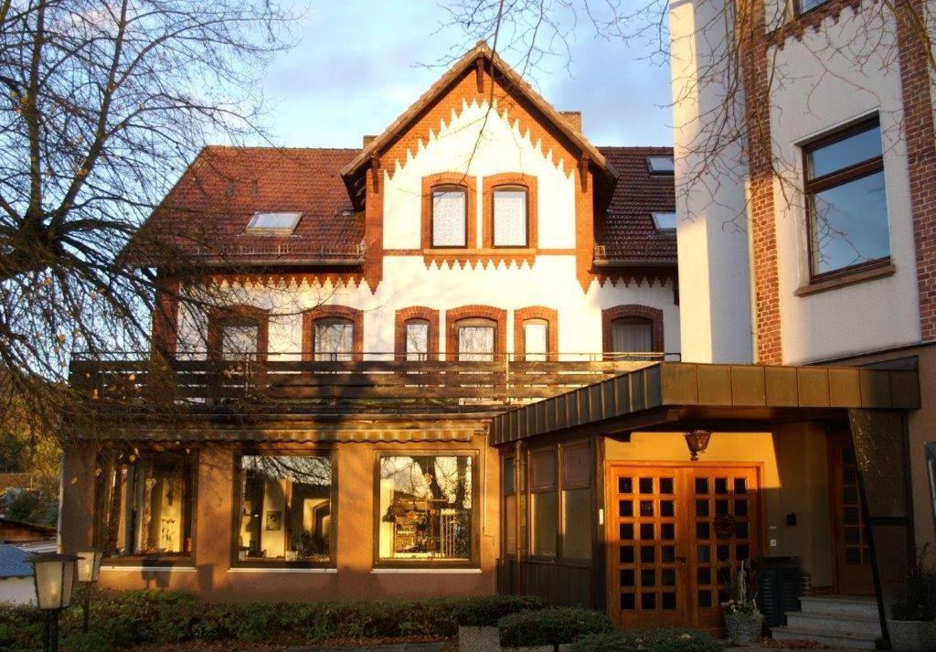 Landhotel & Gasthaus Altenburg - Niedenstein