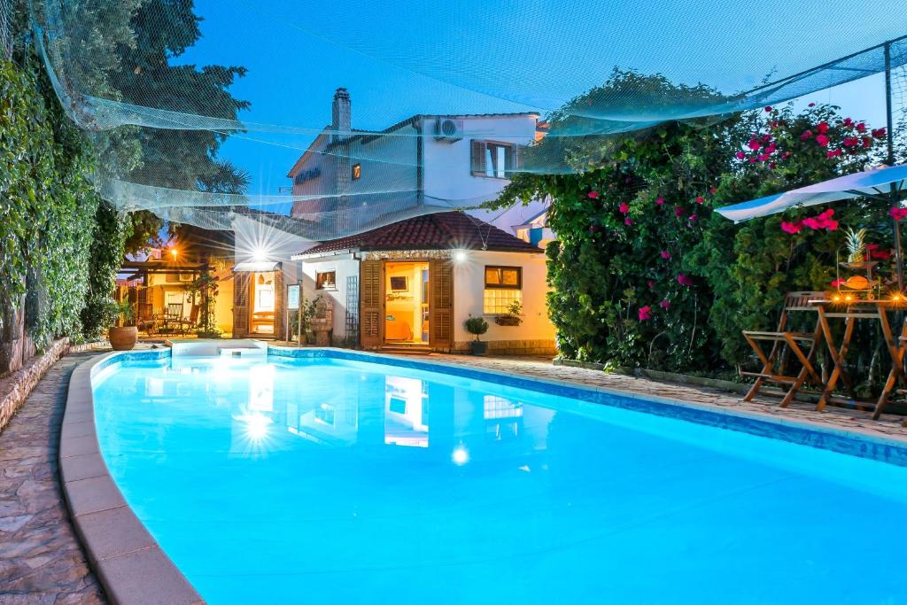 Luxury Villa With A Swimming Pool Rogoznica - 13374 - Rogoznica