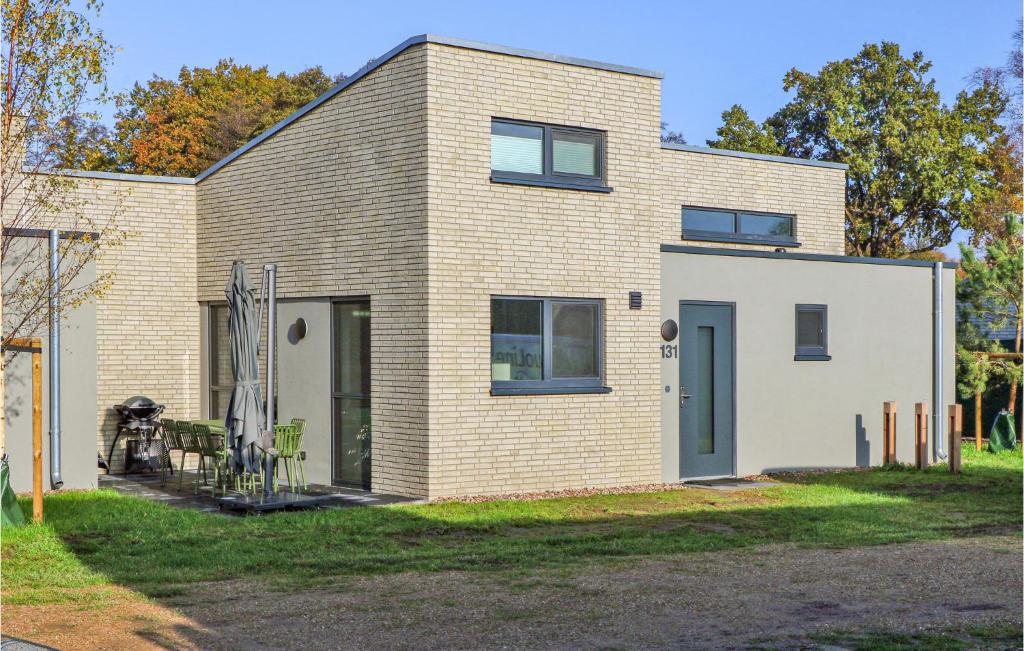 Stunning Home In Lembruch-dmmer See With 2 Bedrooms, Sauna And Wifi - Damme