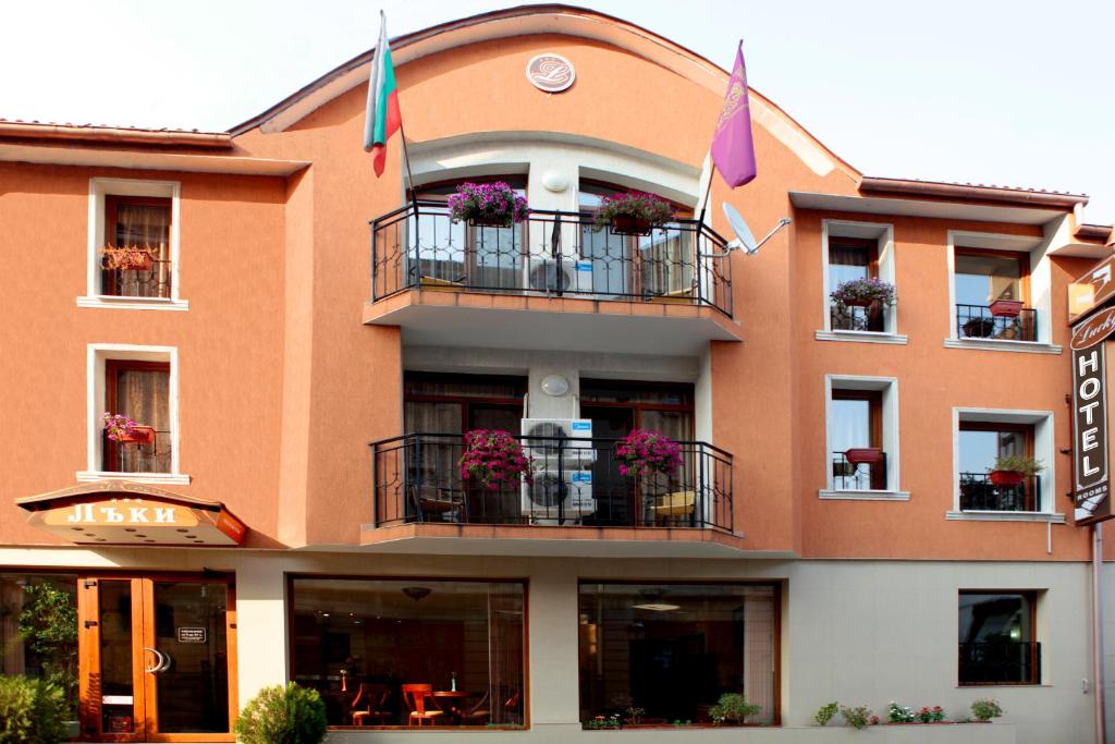 Lucky Hotel - Veliko Tarnovo