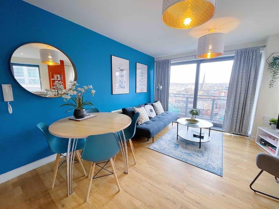 Lavishstay- Solly Apartment, Free Parking, Minutes From Centre - The Diamond - Sheffield