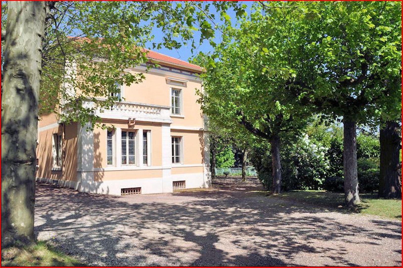 Villa Castel Maison-table D'hôtes & Jardin-refuge De Biodiversité - 리옹