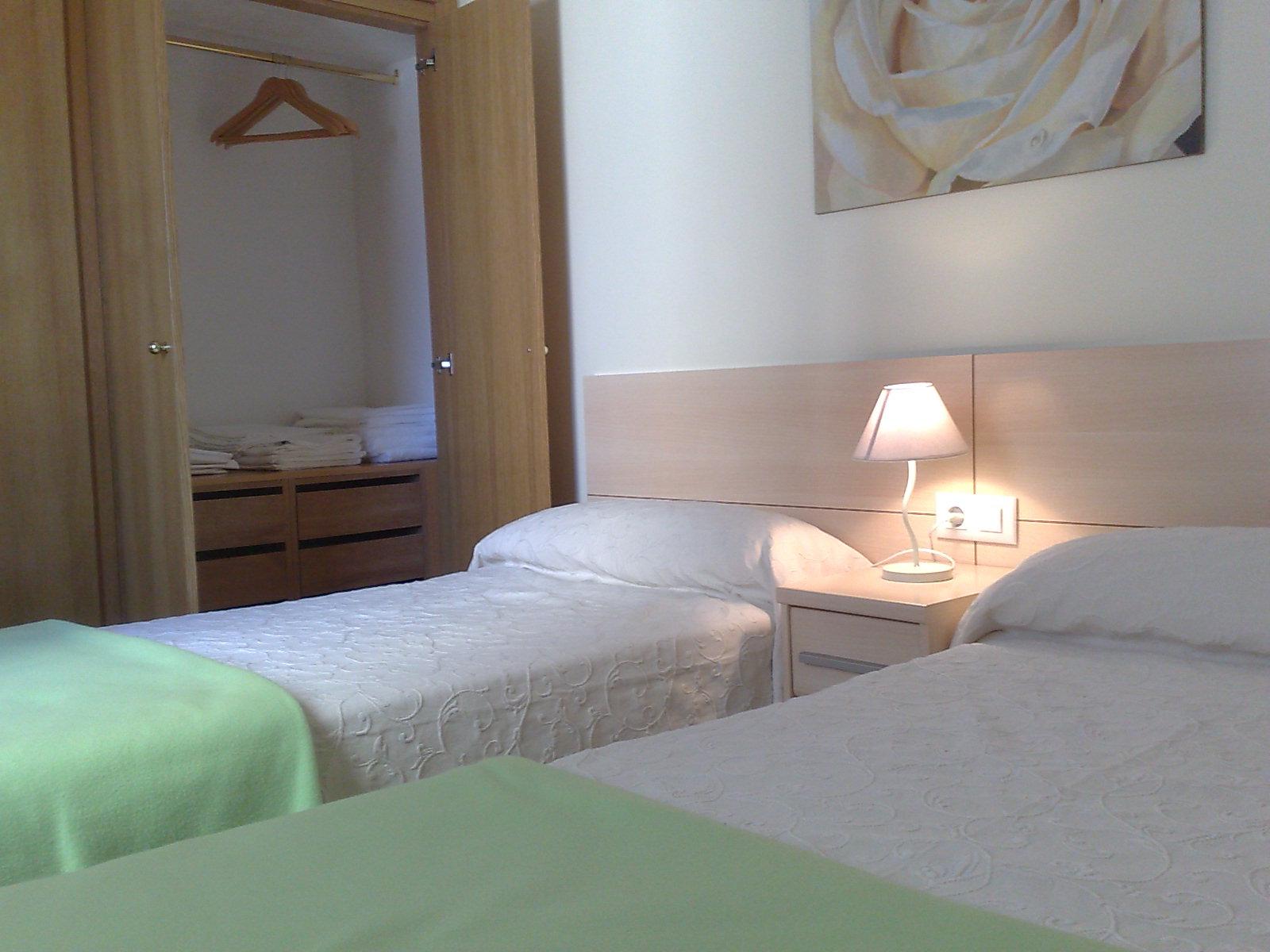 Ac 2 Bedroom + 1 Bath Apartment - 84839717 - Alcoy