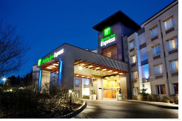 Holiday Inn Express & Suites Langley - Maple Ridge