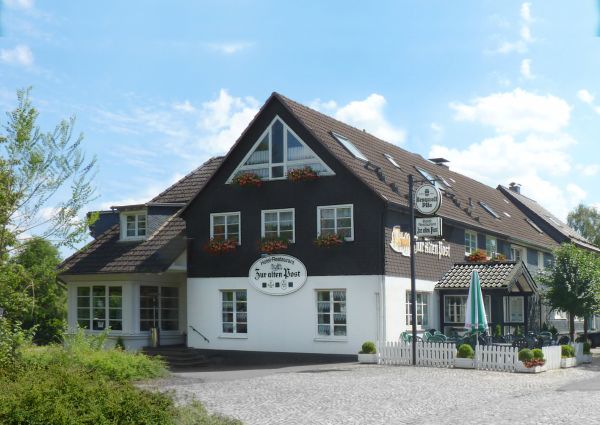 Zur Alten Post Hotel – Restaurant - Nümbrecht
