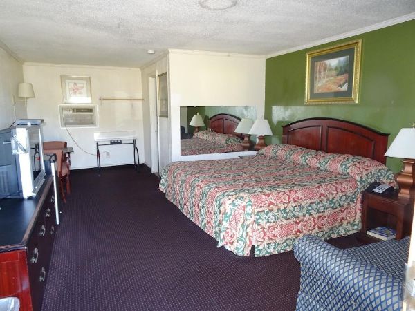 Cavalier Motel - Richmond, VA