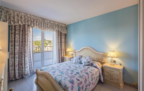 4 Bedroom Accommodation In Vilanova I La Geltrú - Cubelles