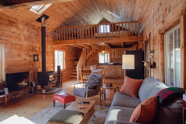 Yellow River Cozy Cabin - Harpers Ferry, IA