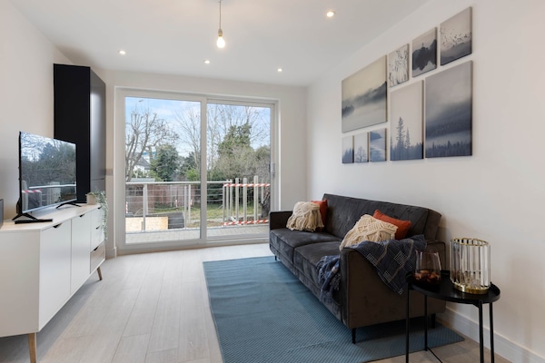 Star London Station Road 3-bed Oasis With Garden - Edgware