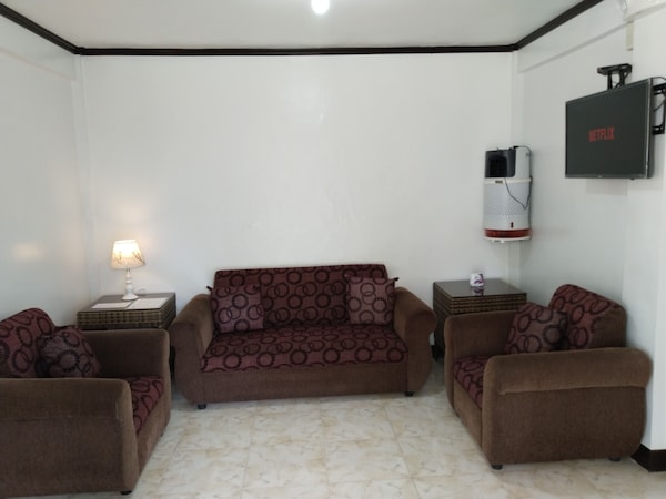 Unit 1-ground Floor-holds 4pax Fully Furnished Kitchen, Hot & Cold Showers. - Camiguín
