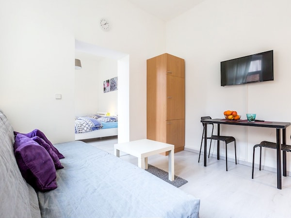 Apartment Mg02, 28qm, 1 Schlafzimmer, 1 Wohn-/schlafzimmer, Max. 3 Personen - Korschenbroich