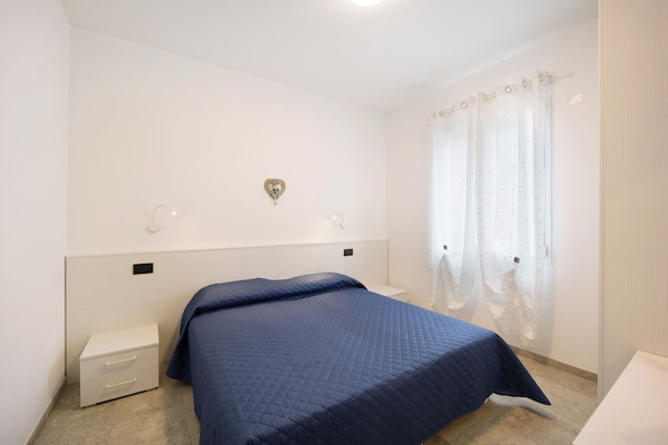 Holiday Apartment "Antichi Ricordi - La Stalla" With Terrace, Shared Pool & Wi-fi - Andora