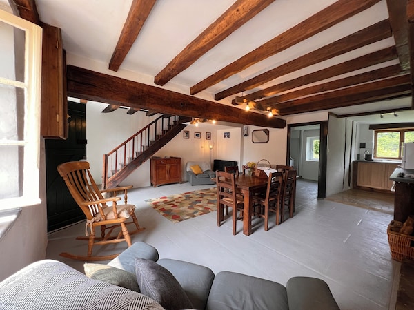 A Tastefully Renovated Farmhouse In The Tranquil La Creuse Department Of France. - Creuse