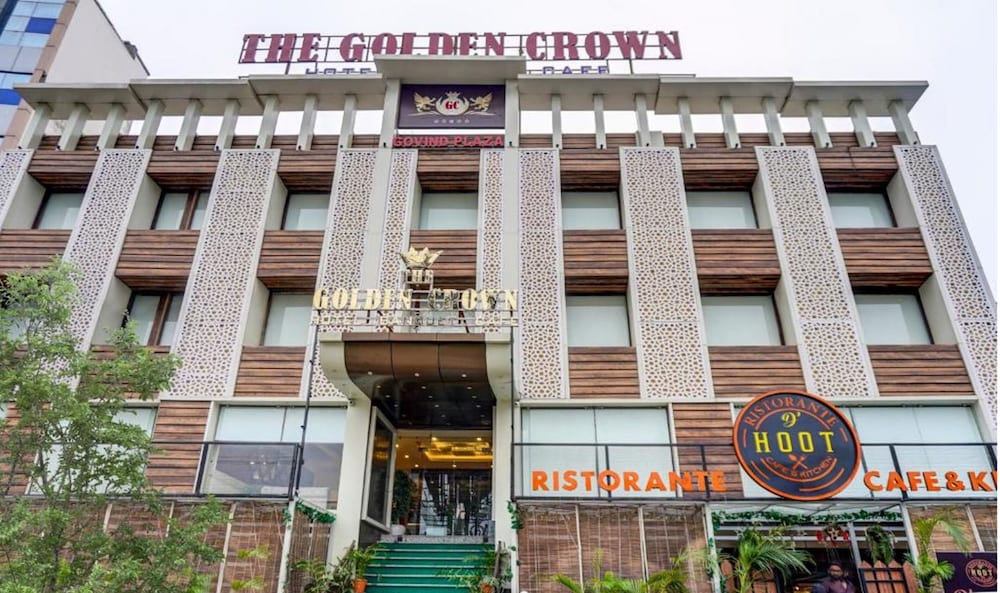 The Golden Crown Hotel Banquet & Cafe - Patna