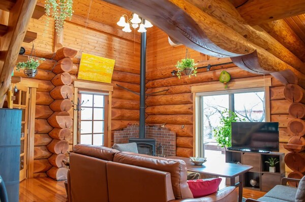 Entire Log House  Cottage Hideaway In The Country \/ Minamitsugaru-gun Aomori - Aomori