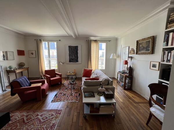 Charmant Et Confortable Appartement Au - ibis Paris Avenue de la Republique