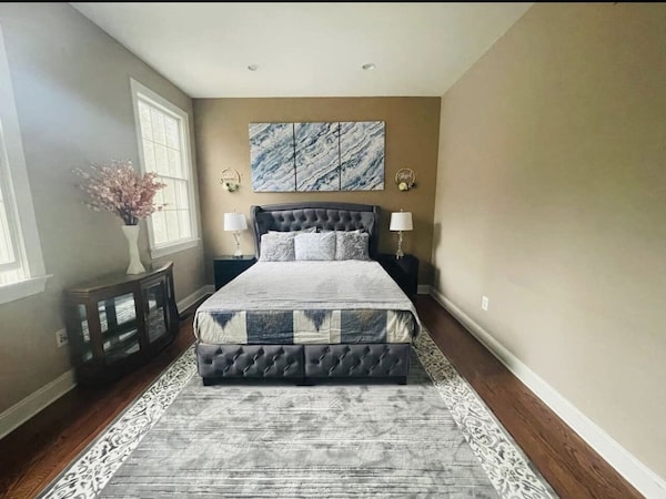 ⭐️ Amazing Mansion Retreat Available For You⭐️ - Oliphants Lake, NJ