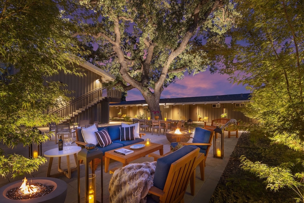 The Cottages Hotel - Portola Valley, CA