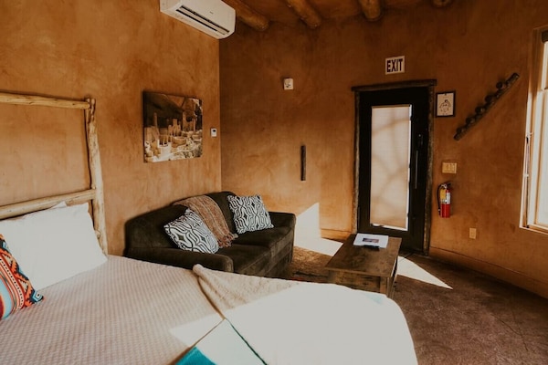 Enjoy Sunsets At Zion - King Bed Cliff Dwelling W/hot Tub - ユタ州