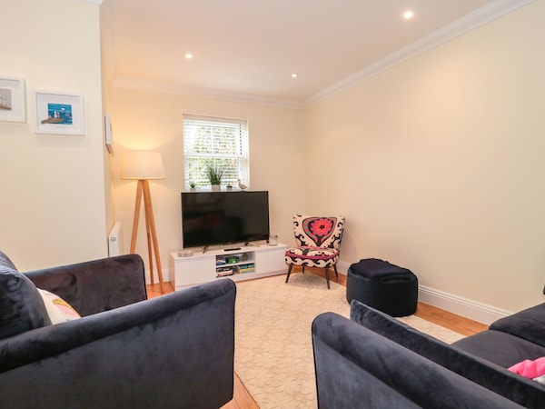9a Wick Lane, Family Friendly, With A Garden In Christchurch - Christchurch