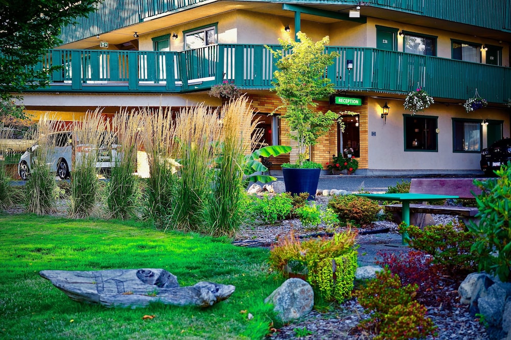 Robin Hood Inn & Suites - Île de Vancouver
