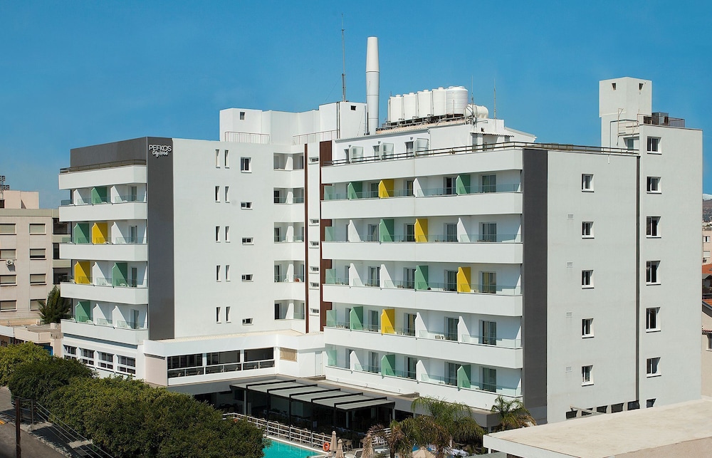 Pefkos Hotel - Limassol