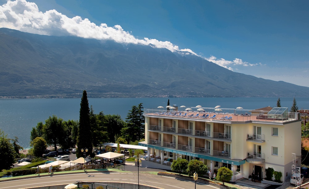 Hotel Sogno Del Benaco - Monte Baldo