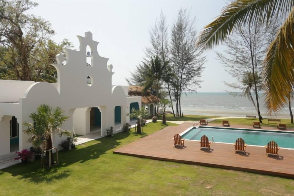 Meet The Sea Resort - Khlong Yai