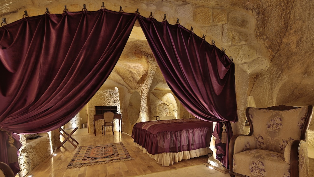 Golden Cave Suites - Turkije