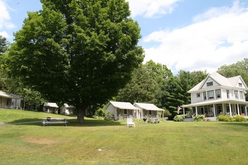 Tornado, Queensbury airbnb, hotels and vacation rentals
