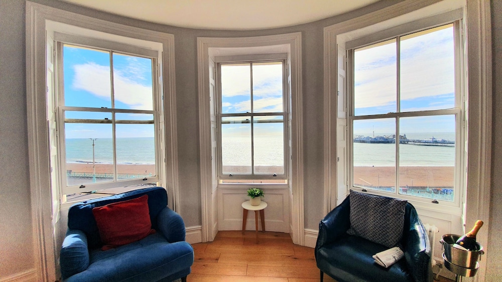 A Room With A View - Brighton Marina