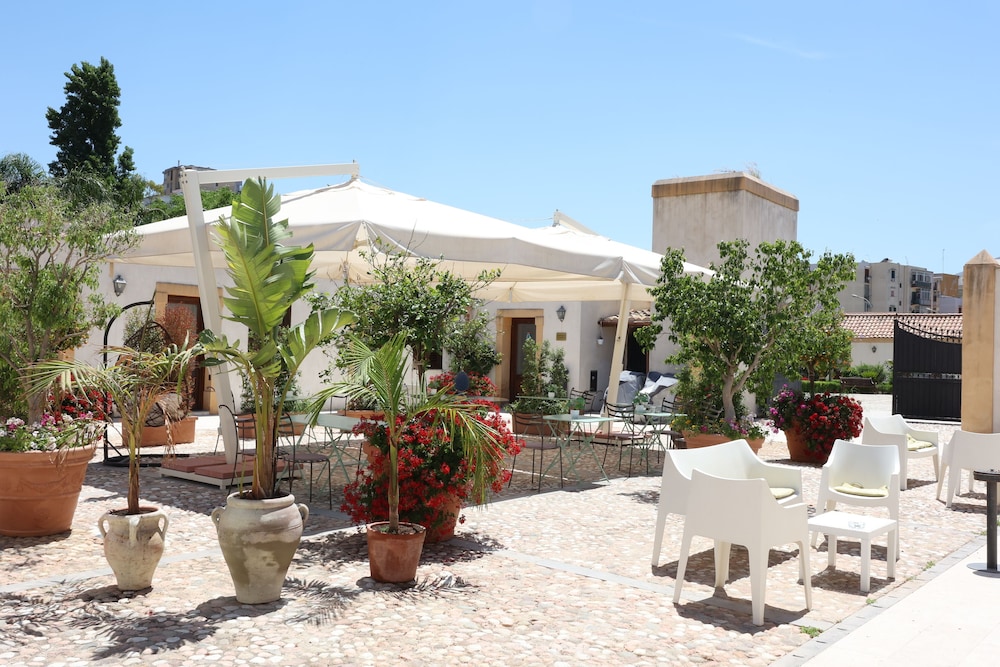 Principe Lampedusa Boutique Hotel - Палермо