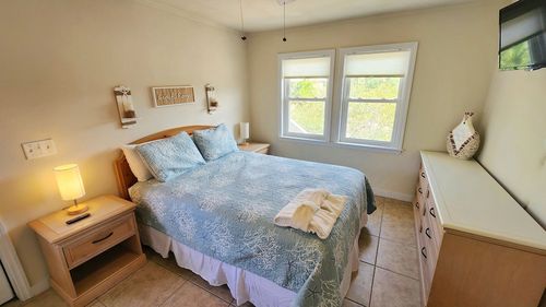 Enjoy the best cottages near St. Island, FL by cozycozy