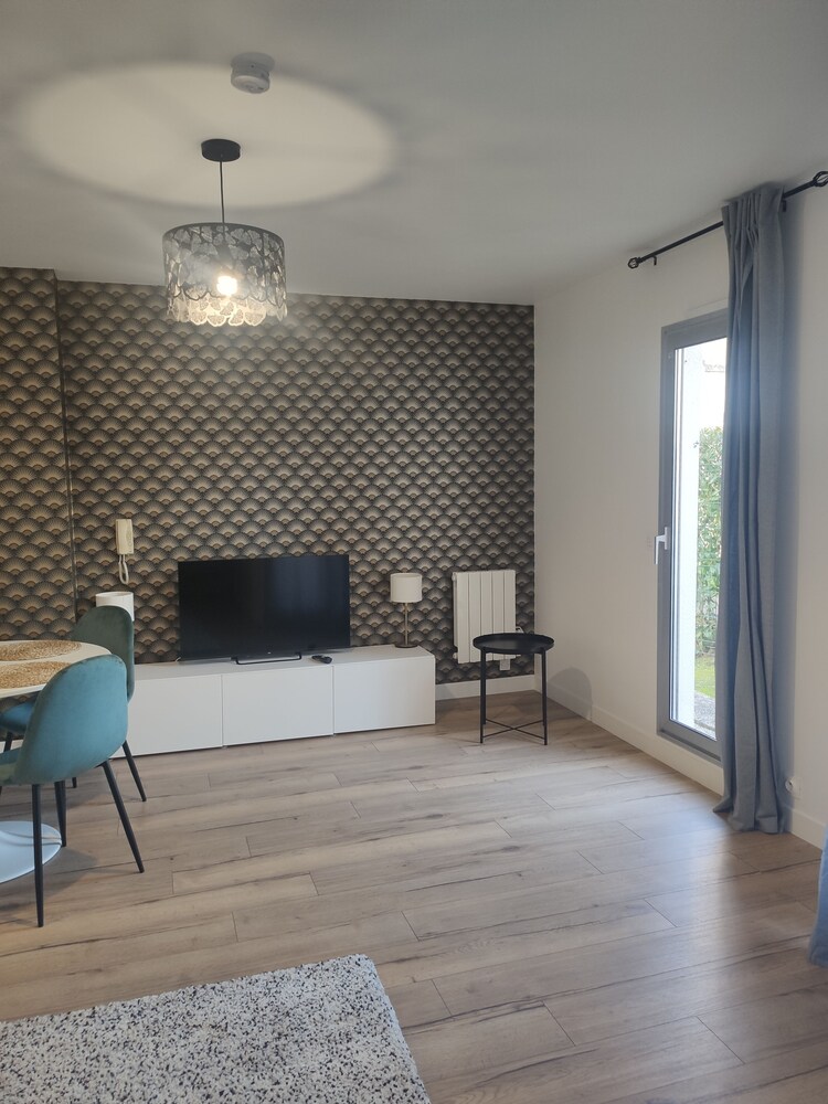 Charming Renovated T1 Rueil Malmaison: Mobility Lease - Houilles