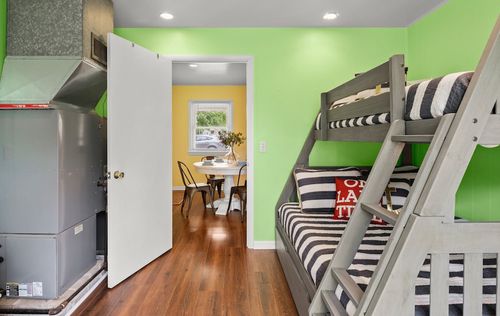 Loon Pond, North ster airbnb, hotels and vacation rentals