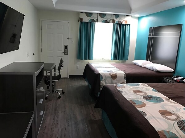 Your Relaxing Getaway Awaits! 4 Comfortable Units, W/ Kitchen, Free Parking - Spring
