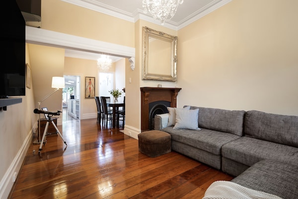 Charming Victorian Terrace - Surry Hills
