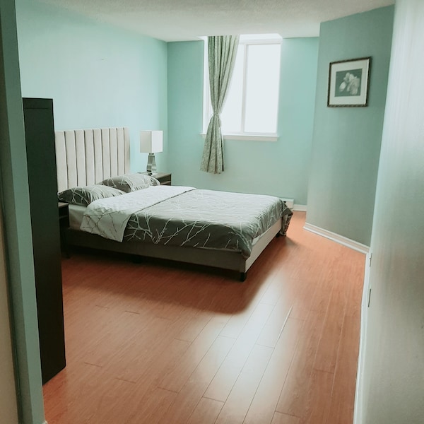 Lovely Penthouse 2+1bedroom In Toronto - Markham