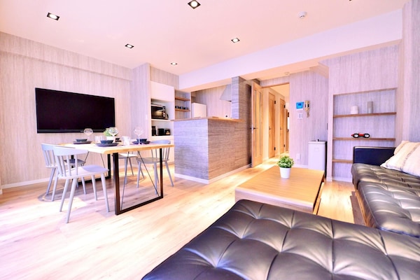Lux 2br Penthouse\/imperial Palace\/7pax\/3mins Sub - Roppongi