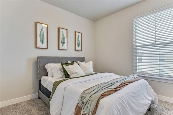 King Bed,cozy 3bd Condo,full Kitchen - Saratoga Springs, UT