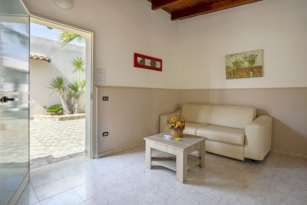 Apartment 'Oasi Lamia - 6' With Shared Pool, Wi-fi And Air Conditioning - Mazara del Vallo