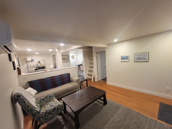 Suite Sounds Of Seattle, Close To Parks, Shopping, And Restaurants - Shoreline, WA