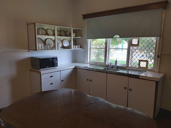 Connies Cottage Boyanup,  Newly Refurbished! - Donnybrook
