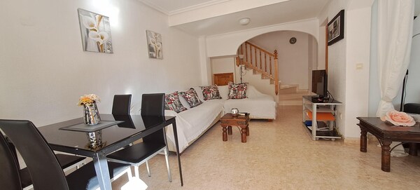 Lovely 2 Bedroom Townhouse, Playa Flamenca - La Zenia