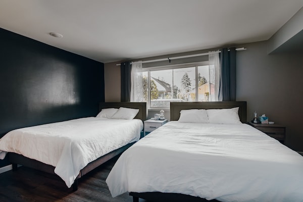 Comfortable Beds, Convenient Location. Welcome Home. - New Holly - Seattle