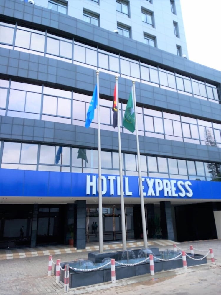 Hotel Express - Luanda