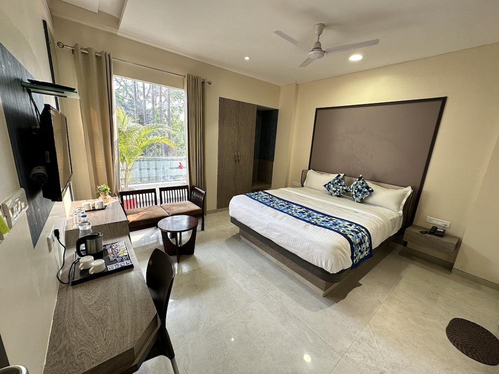 Hotel Pinaka Inn - Lucknow