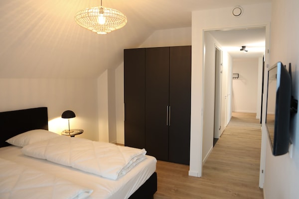Luxury 4 Person Apartment In Residence Marina Kamperland - Kamperland