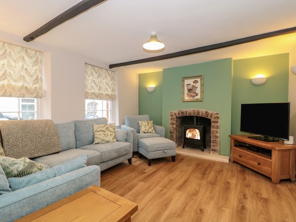 Granary Cottage, Family Friendly, With Open Fire In Warminster - Warminster